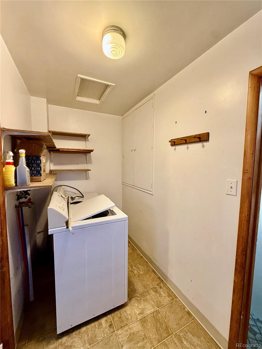 MLS Image #10 for 215 n main ,cheraw, Colorado