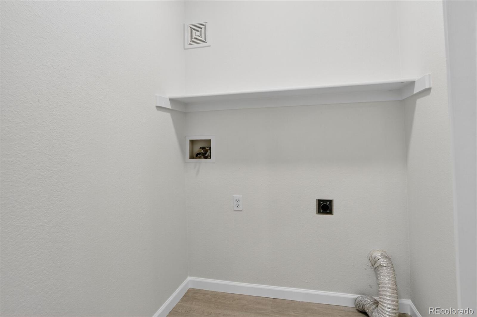 MLS Image #13 for 1631 w canal circle,littleton, Colorado