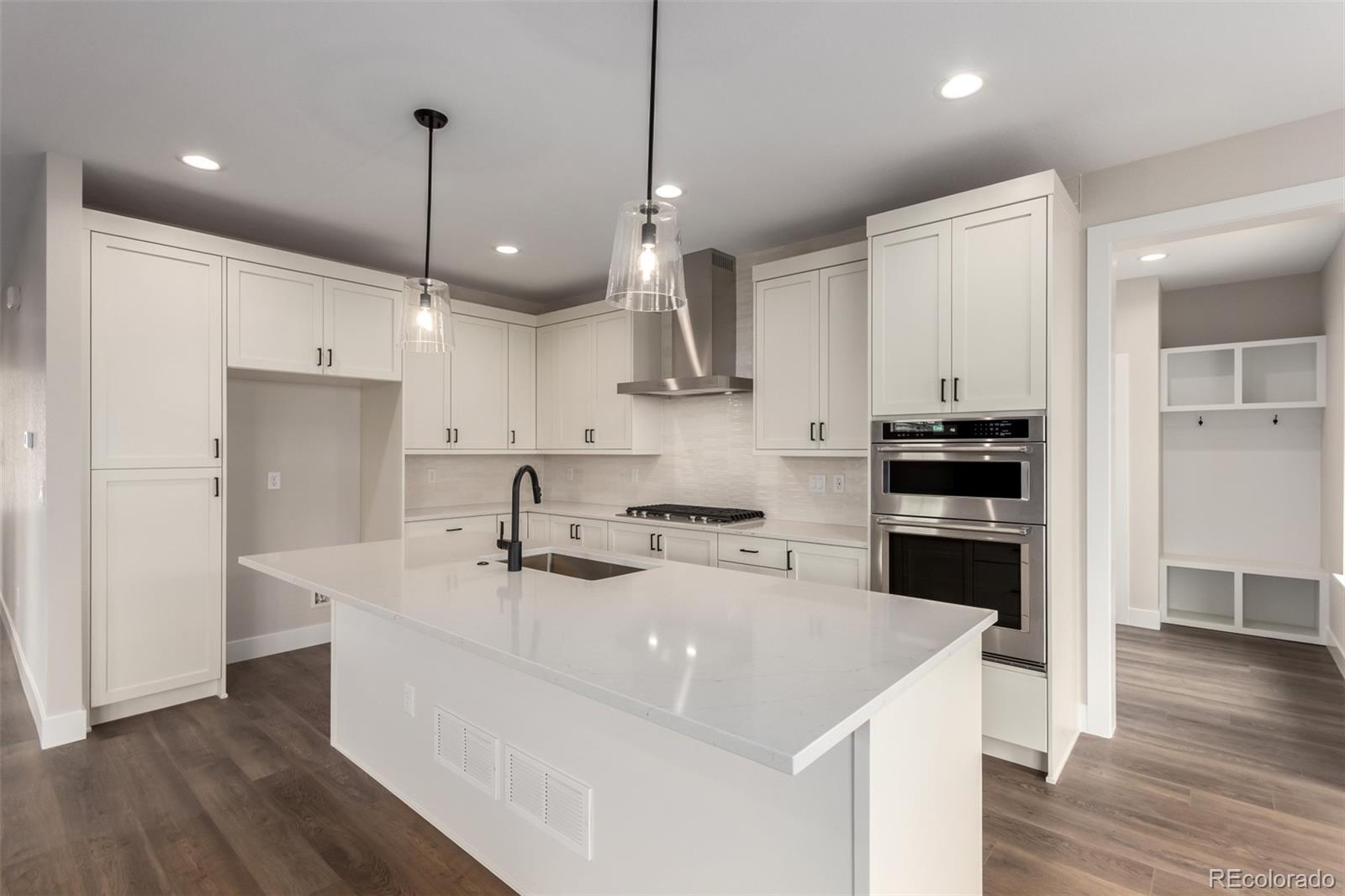 MLS Image #11 for 5611  wheaton avenue,longmont, Colorado