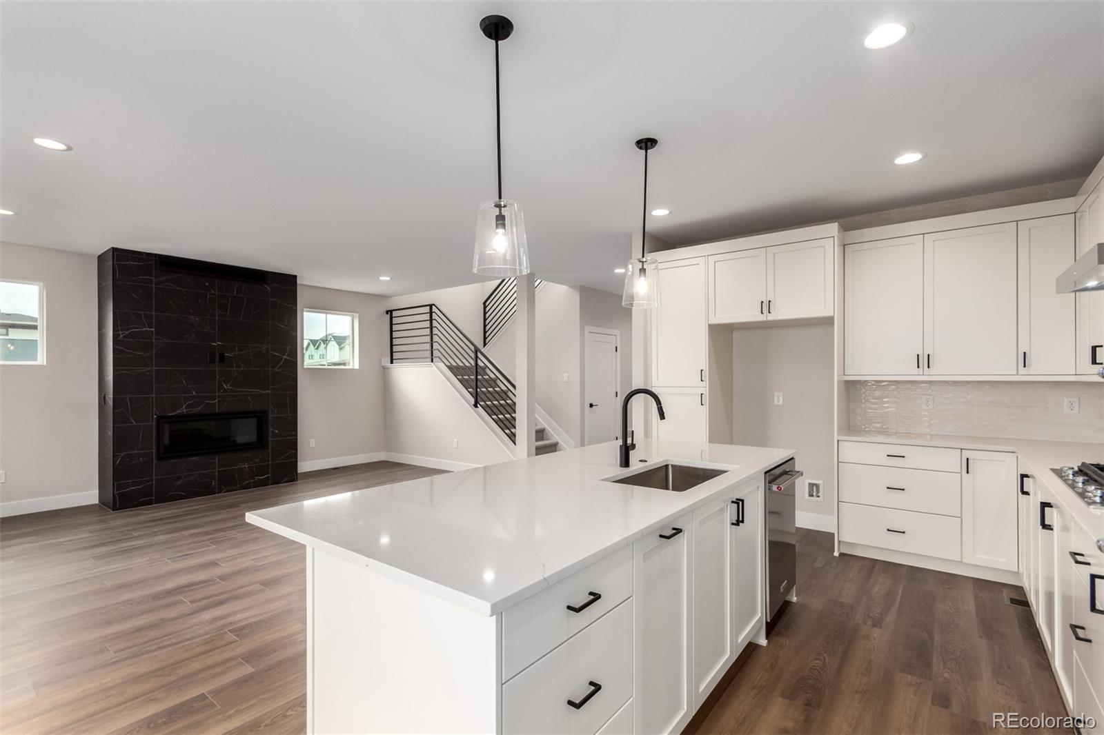 MLS Image #14 for 5611  wheaton avenue,longmont, Colorado