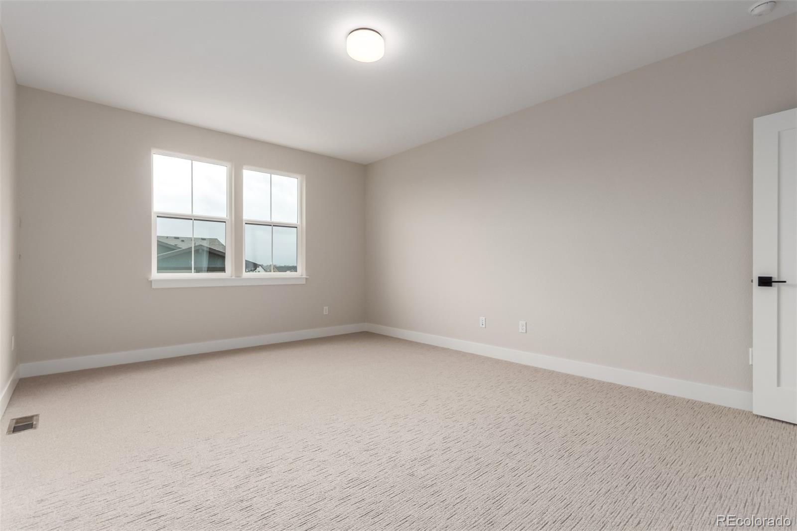 MLS Image #18 for 5611  wheaton avenue,longmont, Colorado