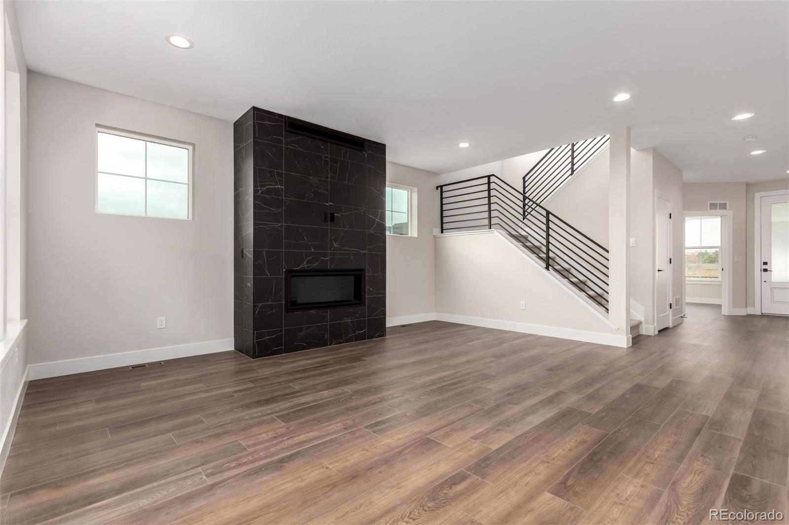 MLS Image #5 for 5611  wheaton avenue,longmont, Colorado