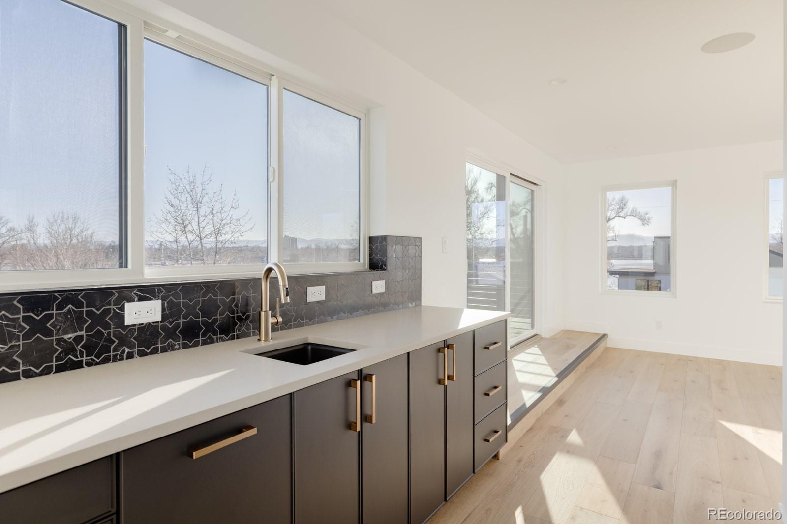 MLS Image #25 for 2112  perry street,denver, Colorado