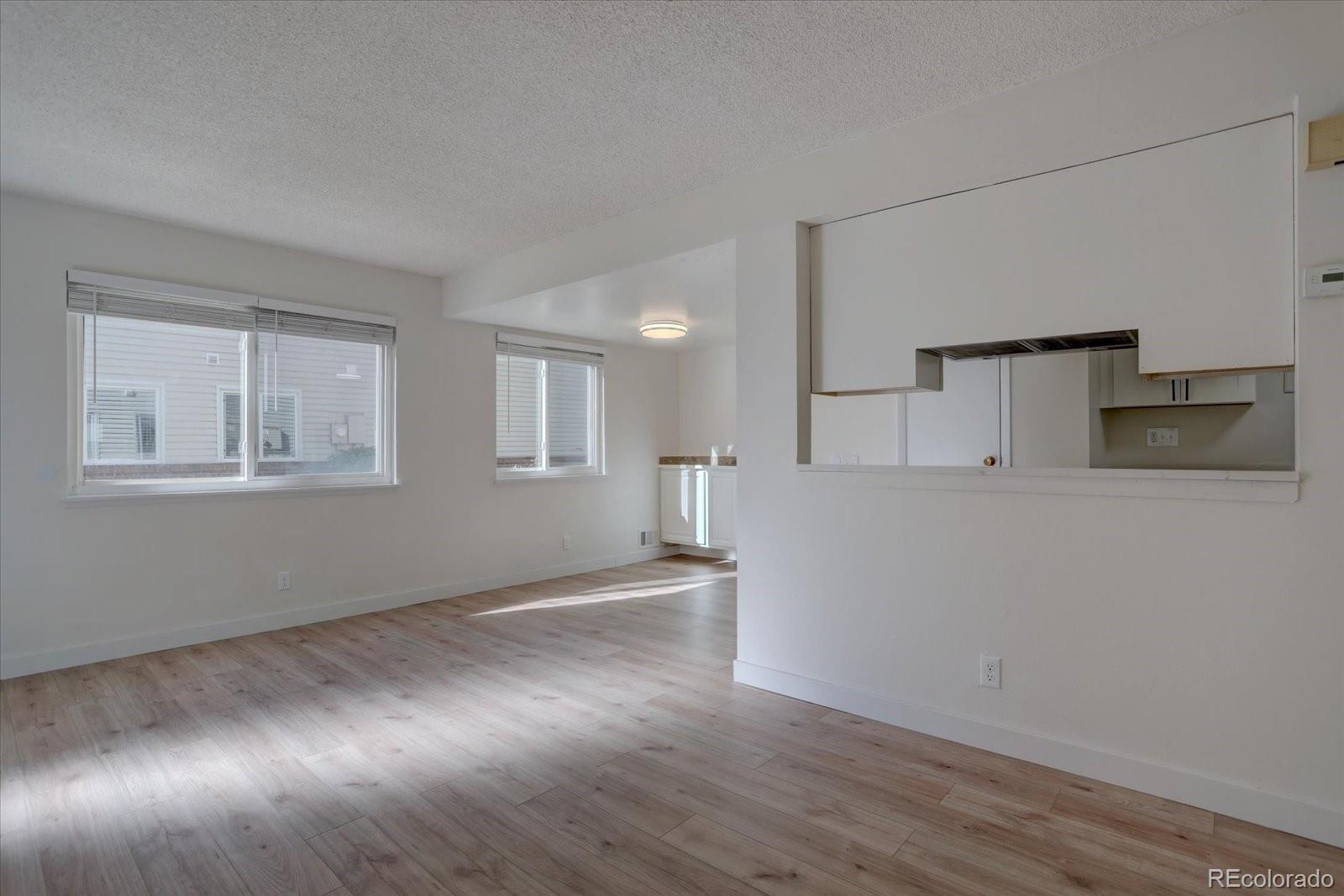 MLS Image #5 for 9005 e lehigh avenue 19,denver, Colorado