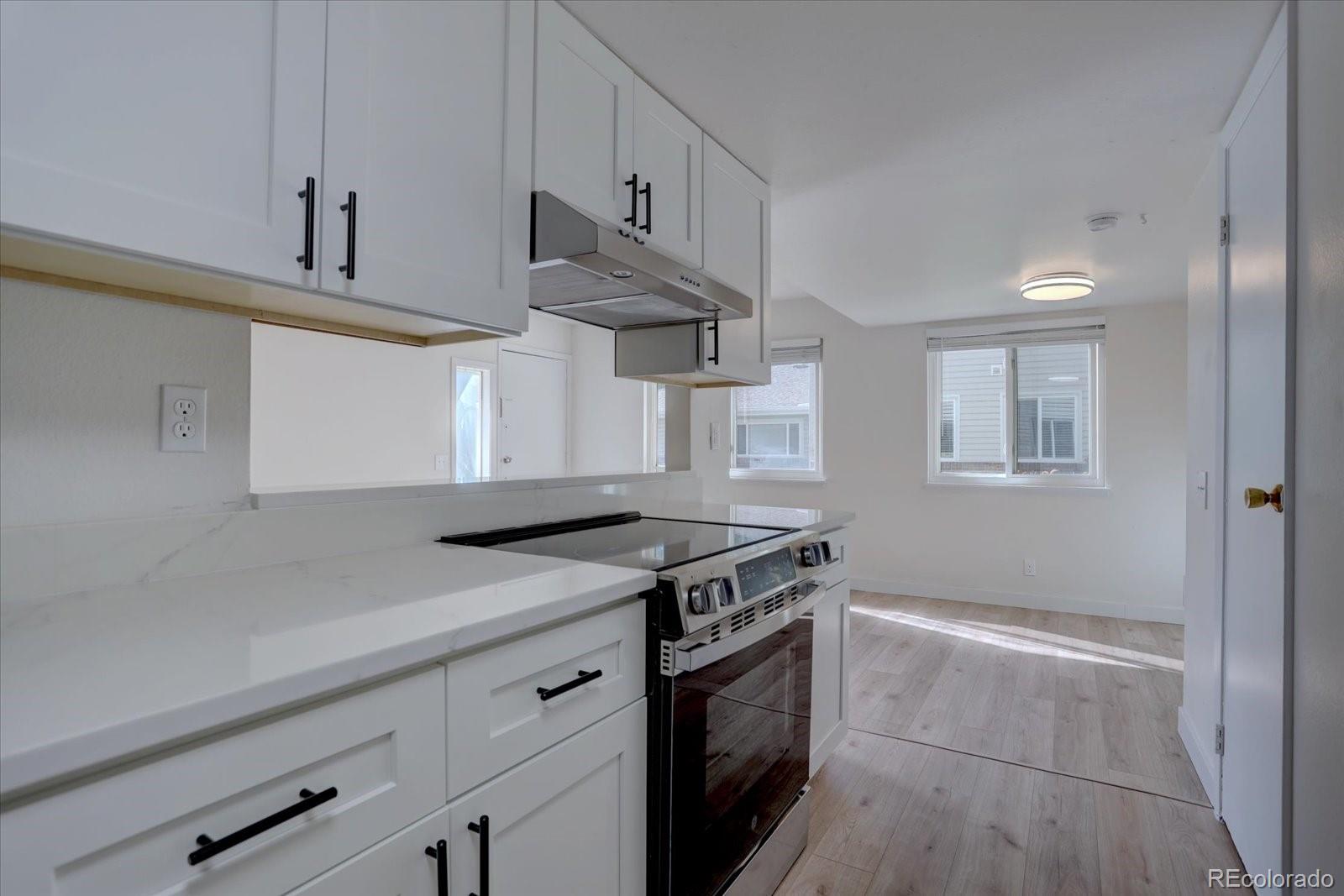 MLS Image #8 for 9005 e lehigh avenue 19,denver, Colorado