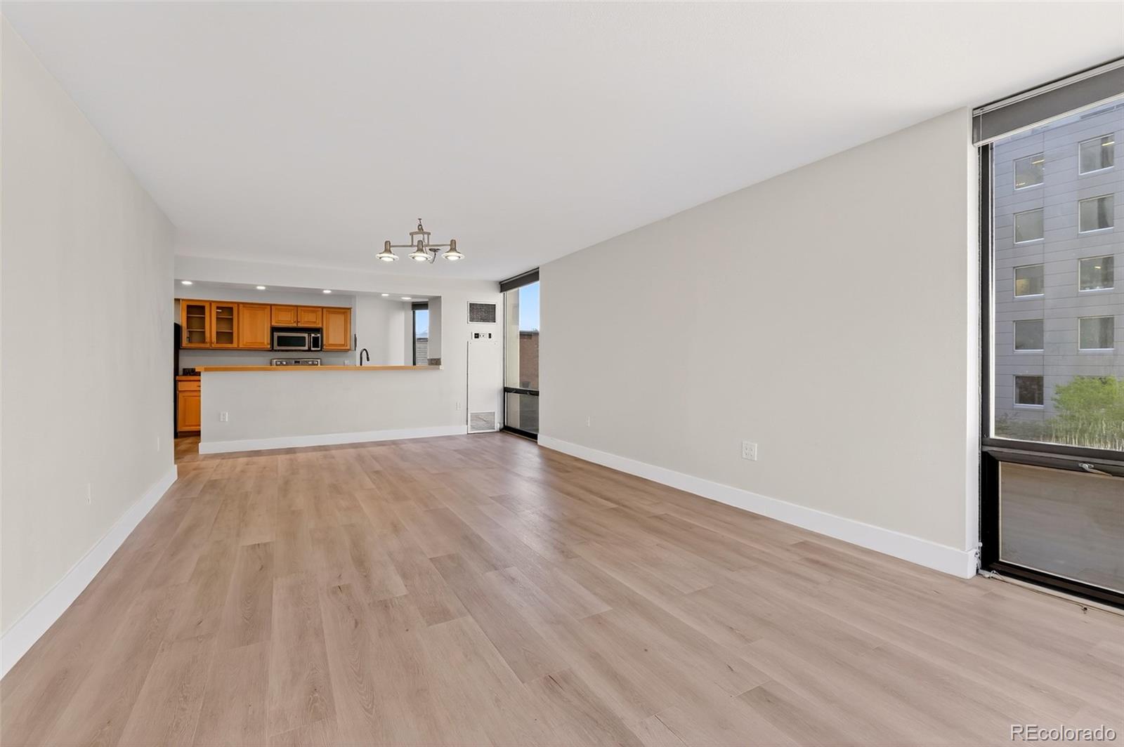 MLS Image #15 for 1625  larimer  505,denver, Colorado