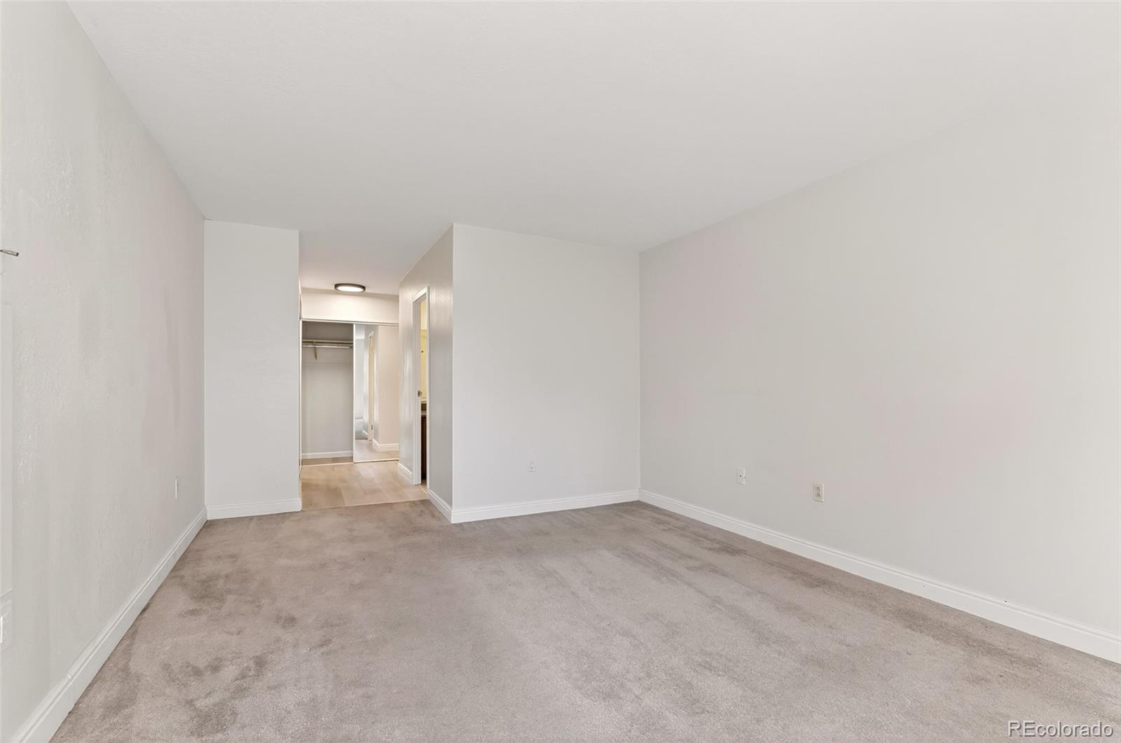 MLS Image #29 for 1625  larimer  505,denver, Colorado