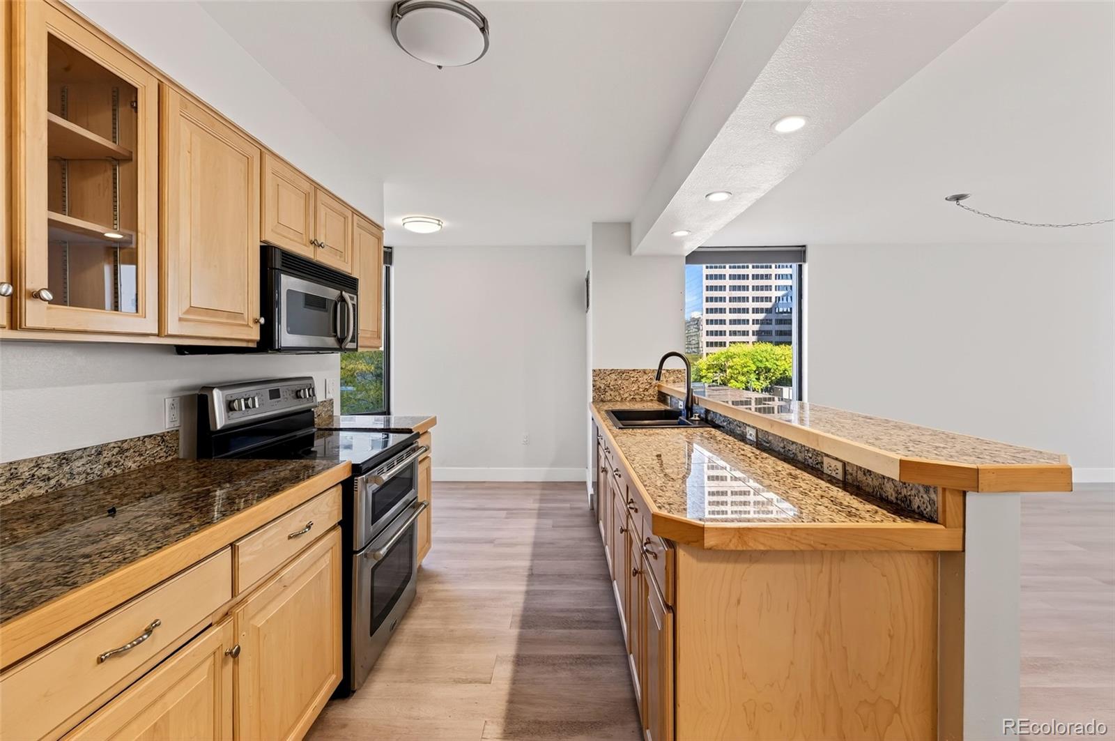 MLS Image #4 for 1625  larimer  505,denver, Colorado