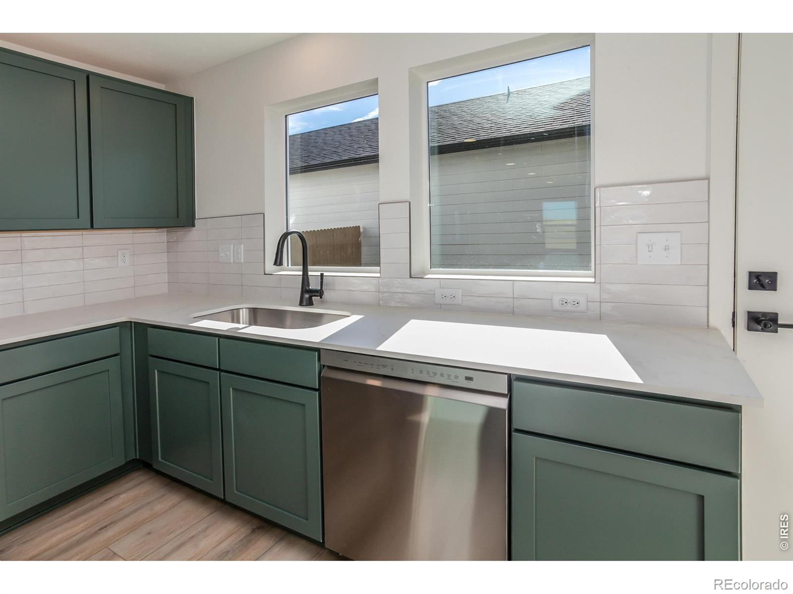 MLS Image #11 for 977  trumpet lane,windsor, Colorado
