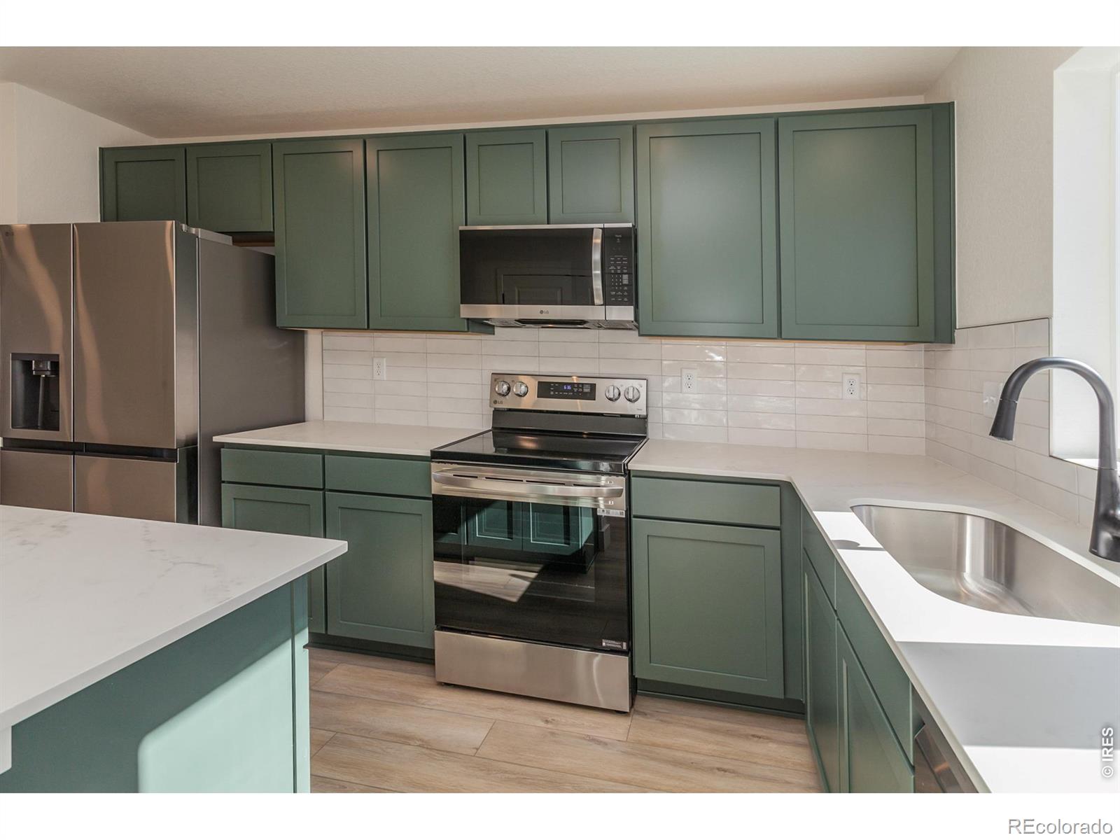 MLS Image #12 for 977  trumpet lane,windsor, Colorado