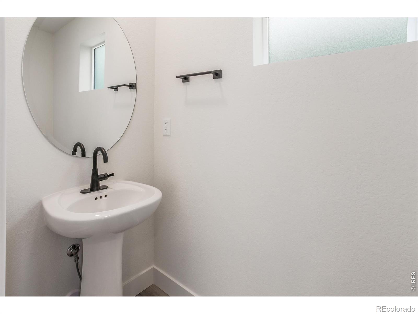 MLS Image #19 for 977  trumpet lane,windsor, Colorado