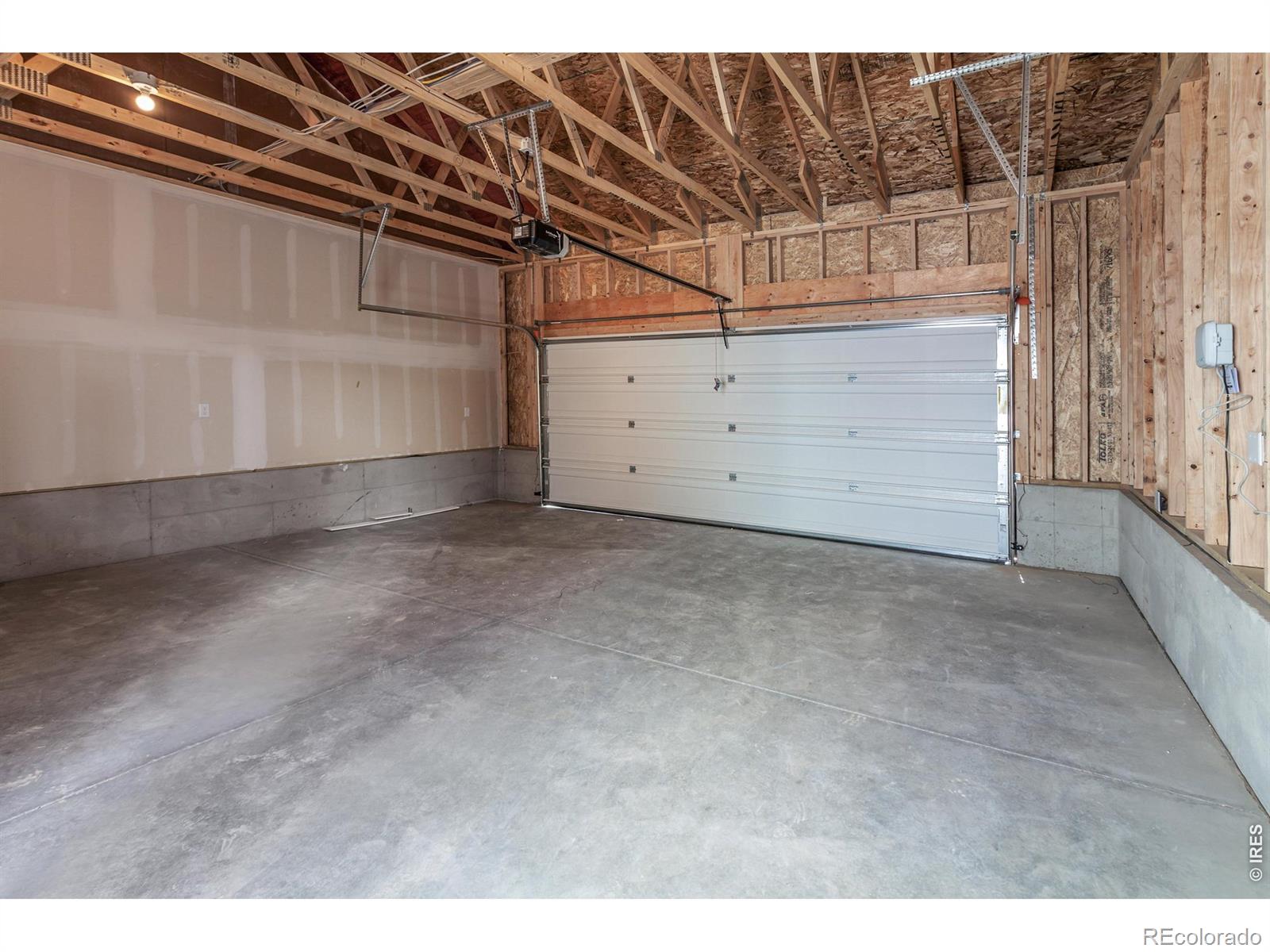 MLS Image #33 for 977  trumpet lane,windsor, Colorado