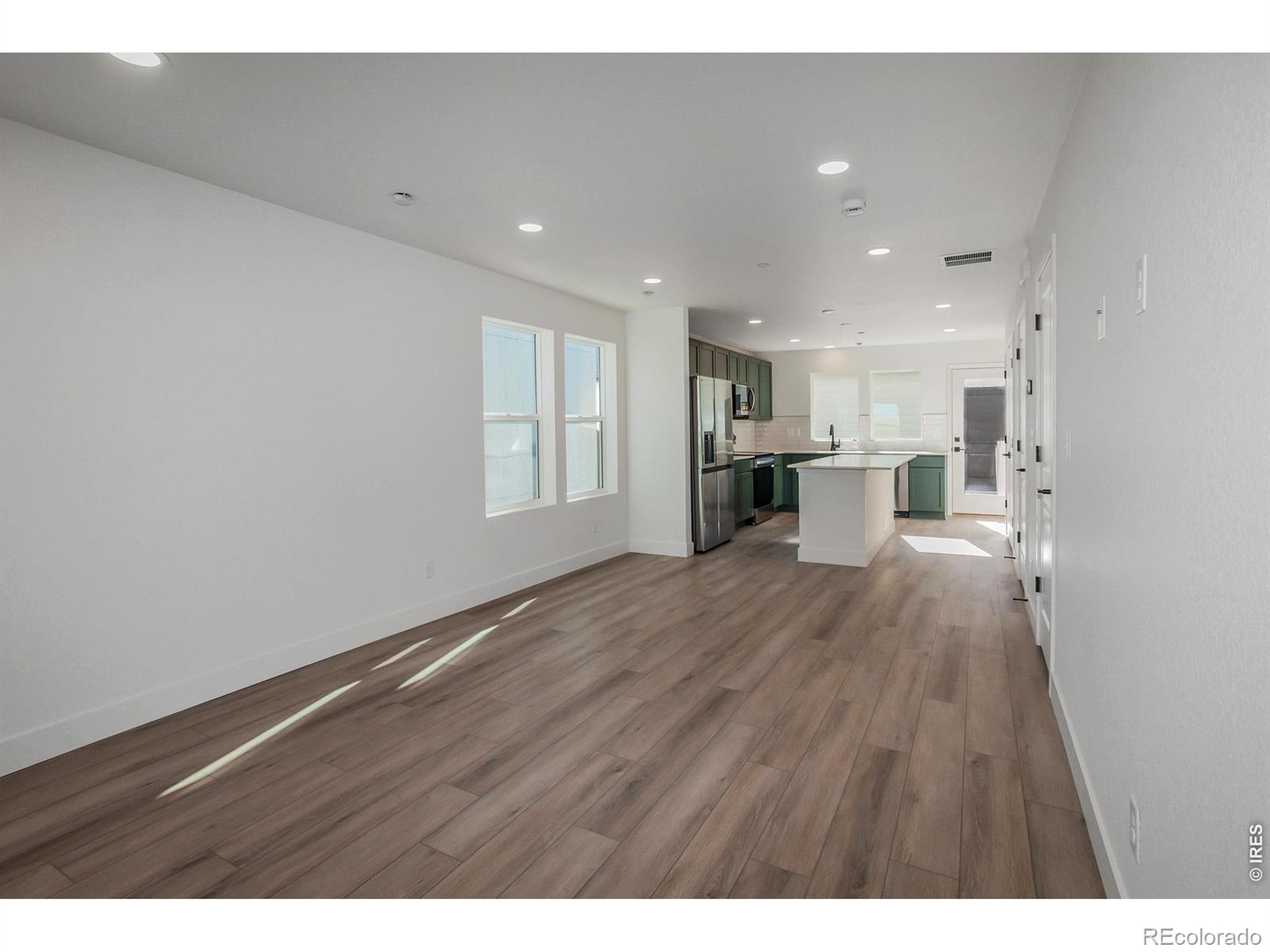 MLS Image #4 for 977  trumpet lane,windsor, Colorado