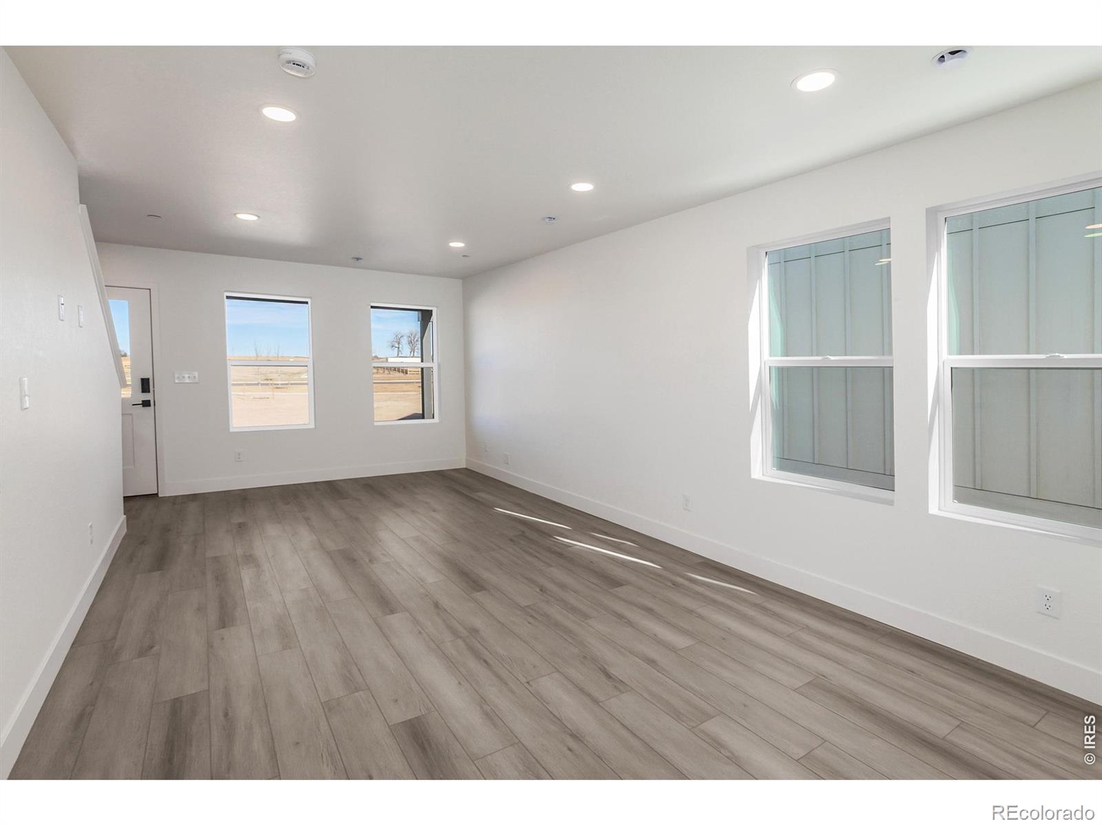 MLS Image #5 for 977  trumpet lane,windsor, Colorado