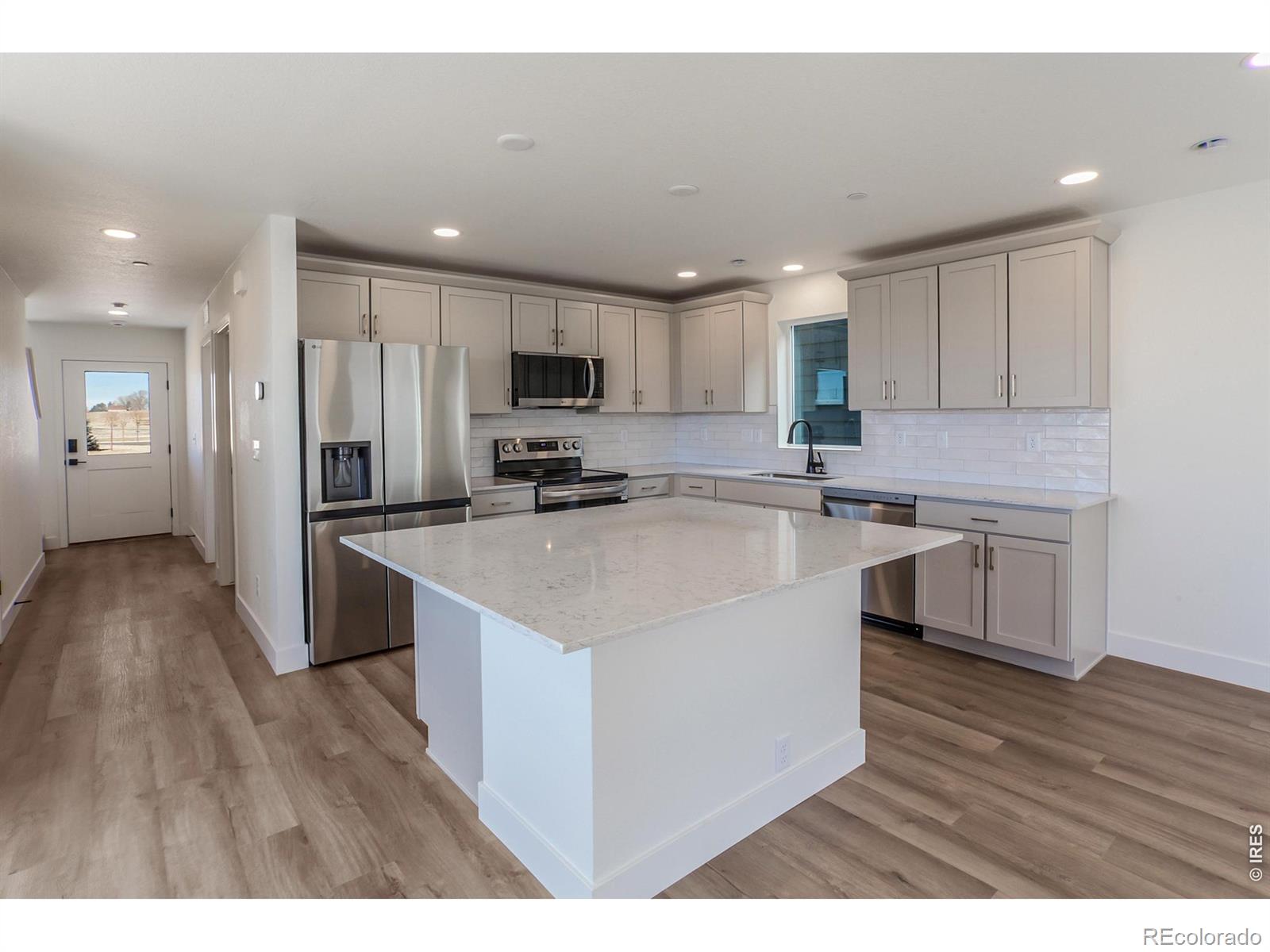 MLS Image #17 for 981  trumpet lane,windsor, Colorado