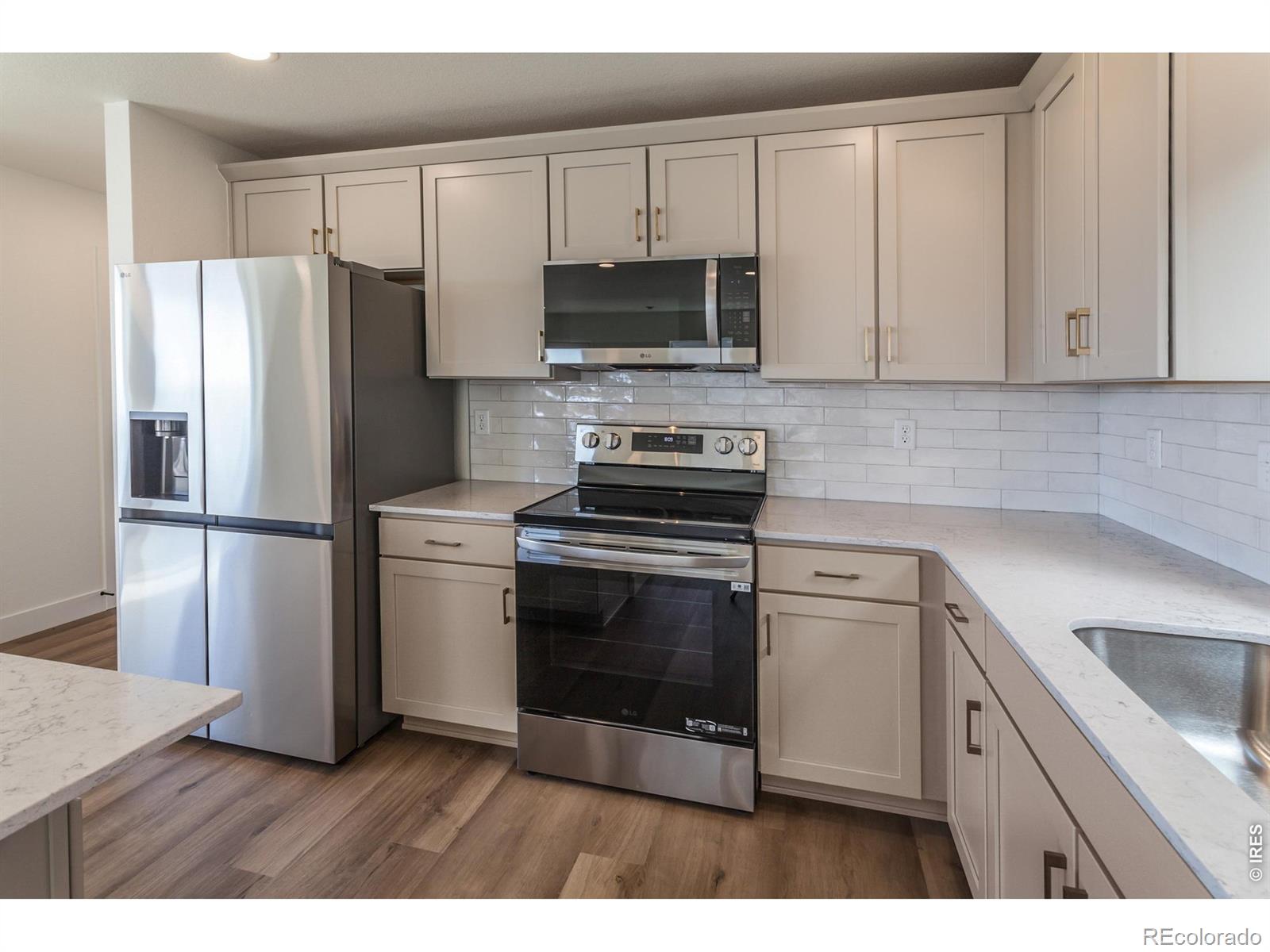 MLS Image #20 for 981  trumpet lane,windsor, Colorado