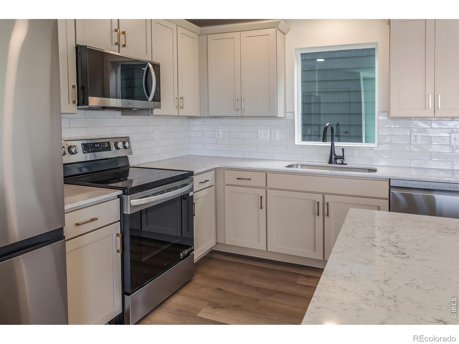 MLS Image #23 for 981  trumpet lane,windsor, Colorado