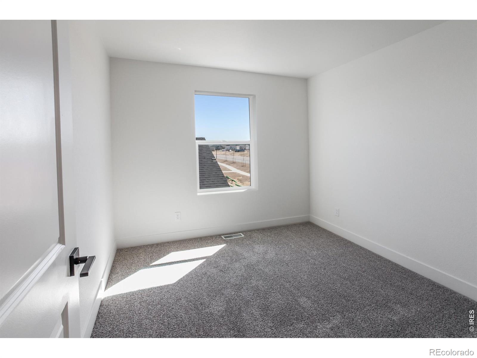 MLS Image #31 for 981  trumpet lane,windsor, Colorado