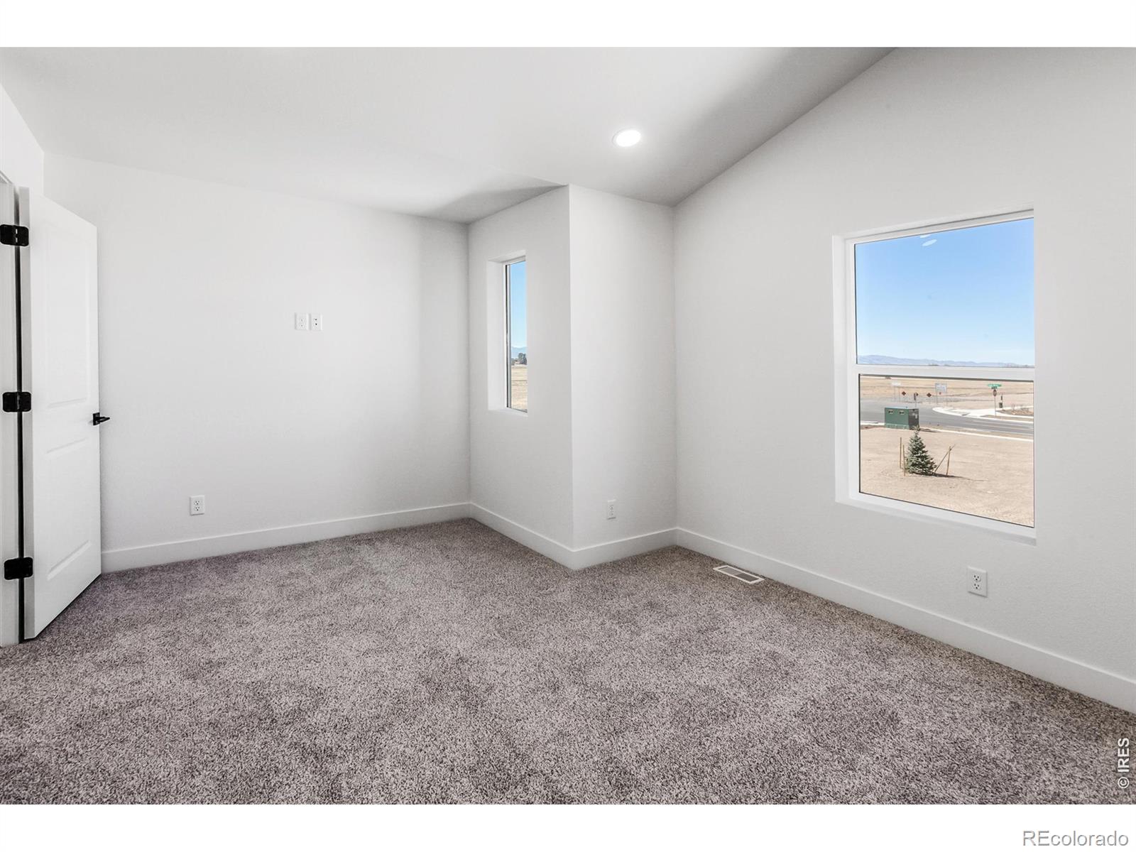 MLS Image #34 for 981  trumpet lane,windsor, Colorado