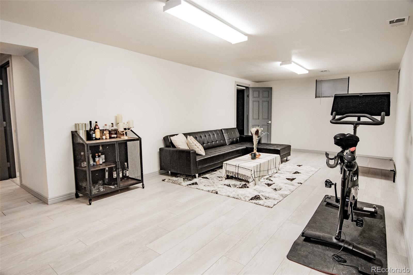 MLS Image #16 for 2569 e cresthill avenue,centennial, Colorado