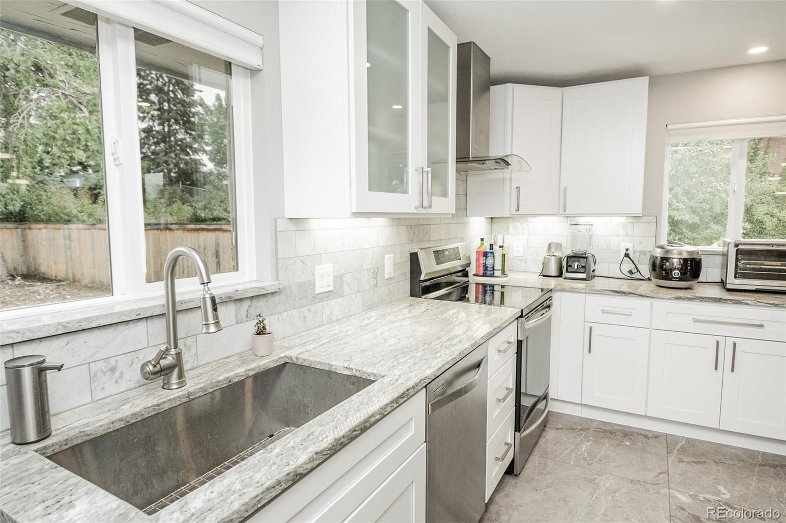 MLS Image #6 for 2569 e cresthill avenue,centennial, Colorado