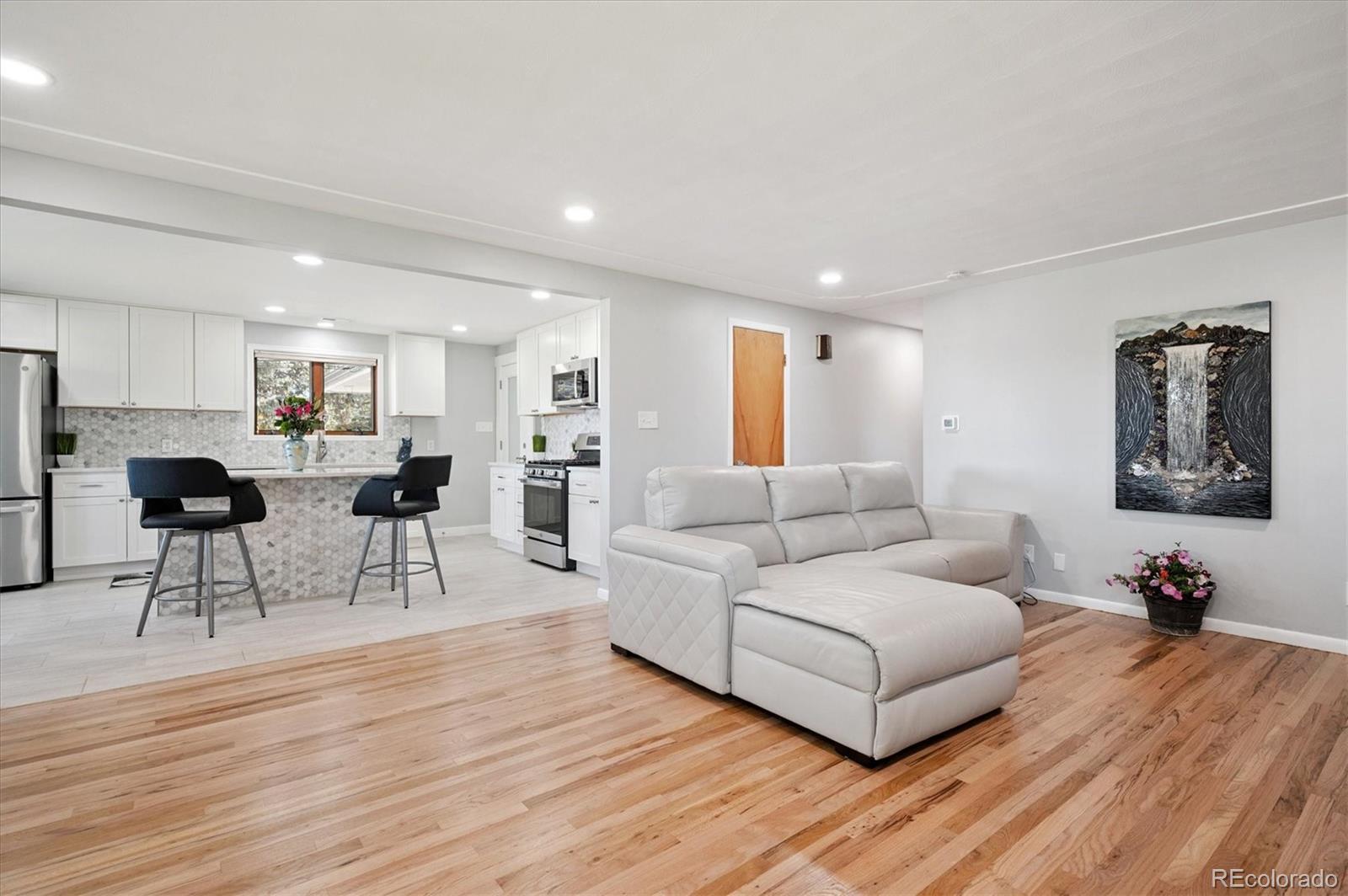 MLS Image #6 for 8690 w jefferson avenue,lakewood, Colorado