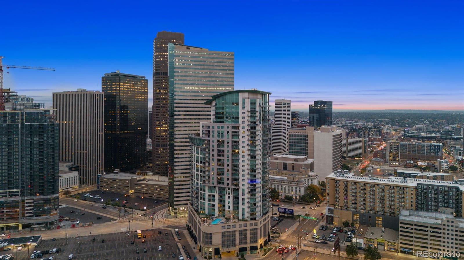 MLS Image #2 for 2001  lincoln street 1810,denver, Colorado