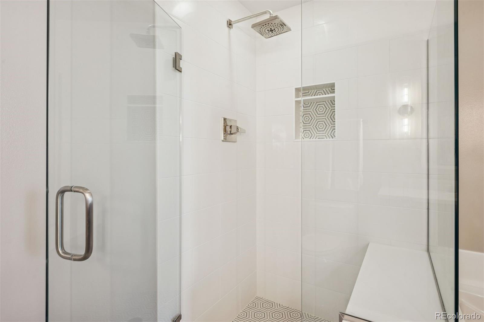 MLS Image #29 for 2001  lincoln street 1810,denver, Colorado