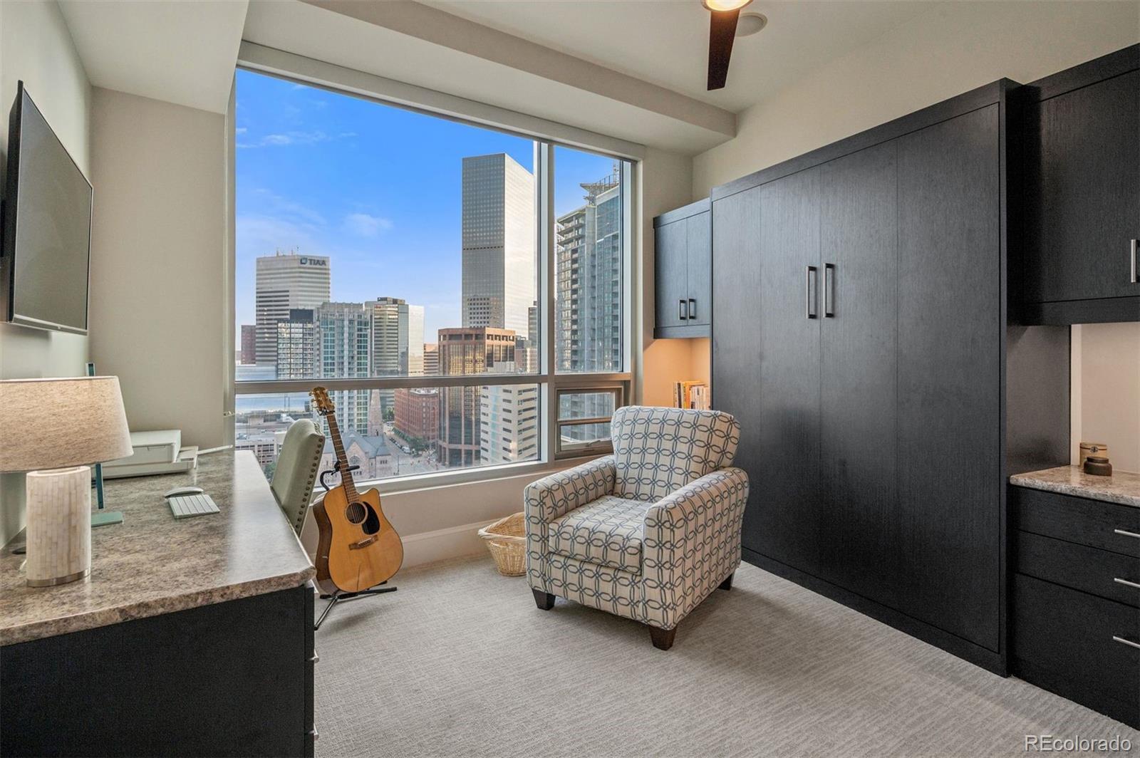 MLS Image #30 for 2001  lincoln street 1810,denver, Colorado