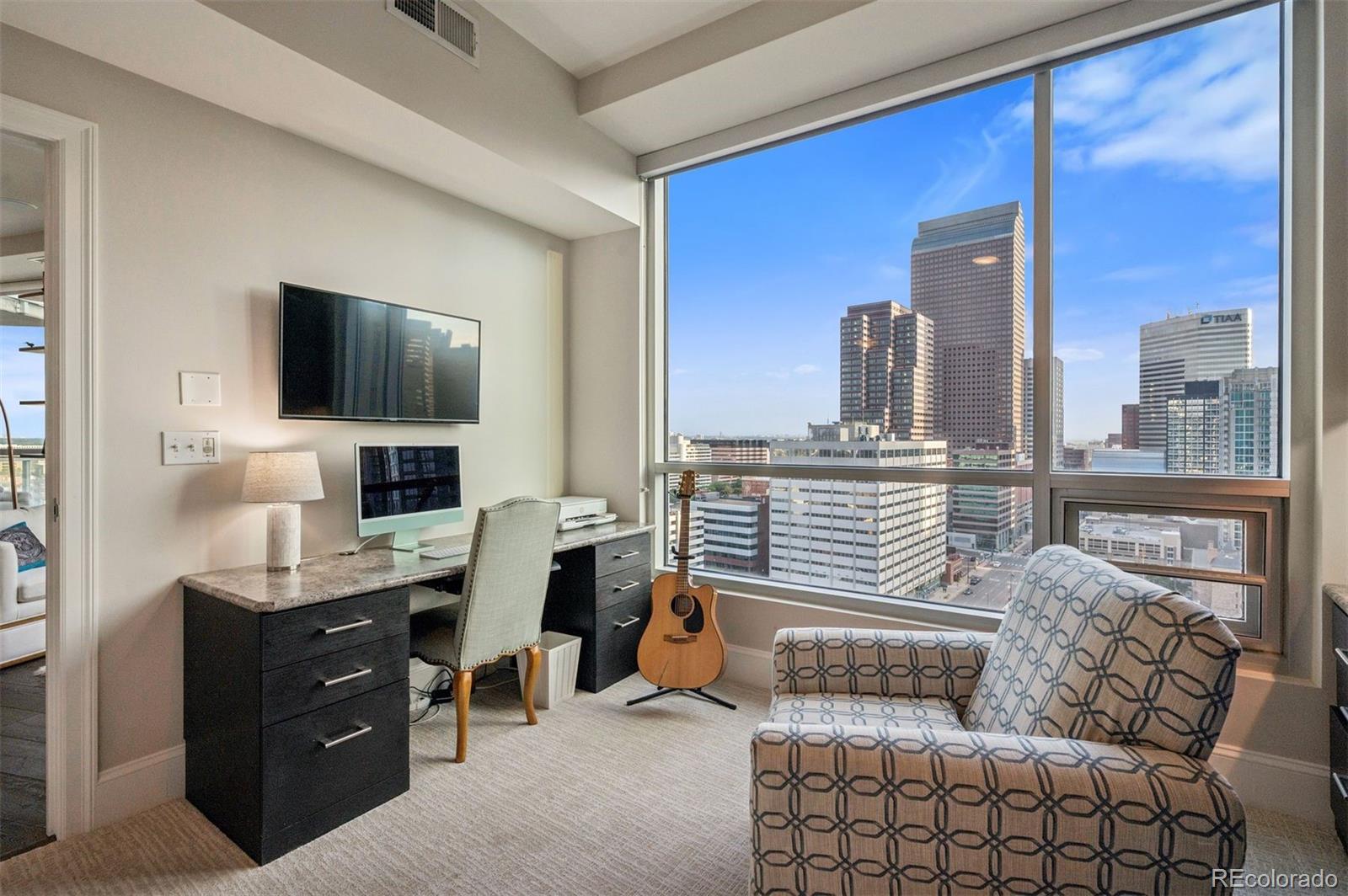 MLS Image #32 for 2001  lincoln street 1810,denver, Colorado