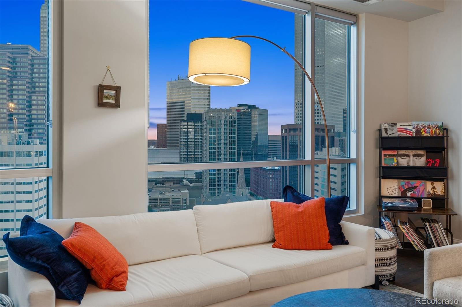MLS Image #9 for 2001  lincoln street 1810,denver, Colorado