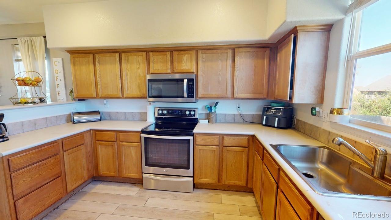 MLS Image #7 for 2372  asoka street,strasburg, Colorado