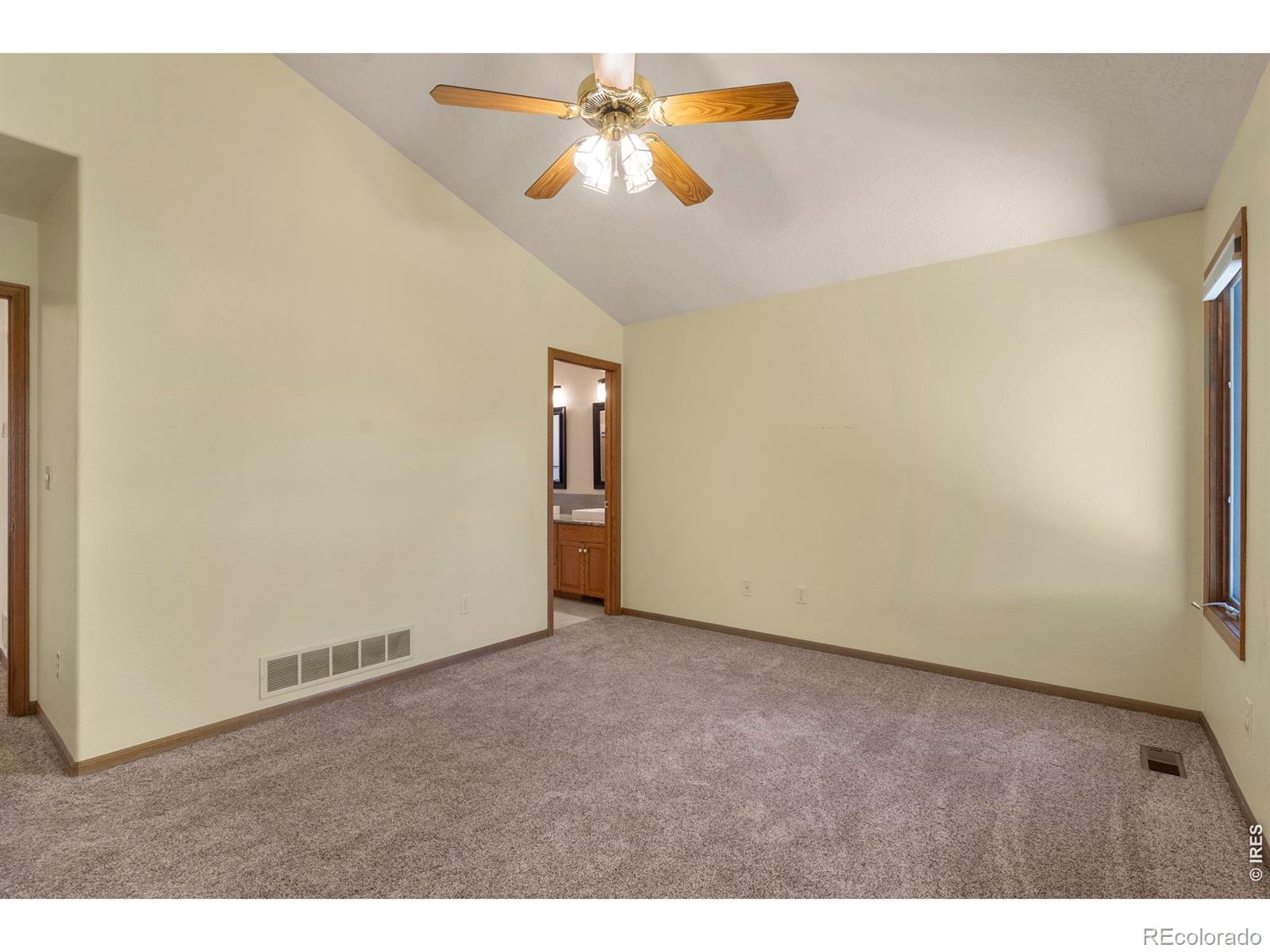 MLS Image #17 for 4467 w 17th street,greeley, Colorado