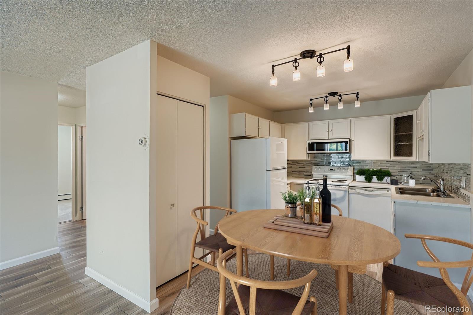 MLS Image #1 for 680 s alton way 1b,denver, Colorado