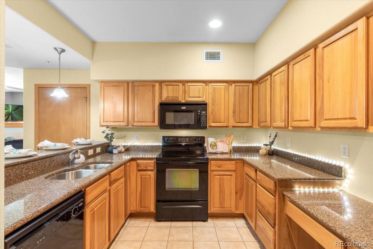 MLS Image #9 for 140  sterling loop,fraser, Colorado
