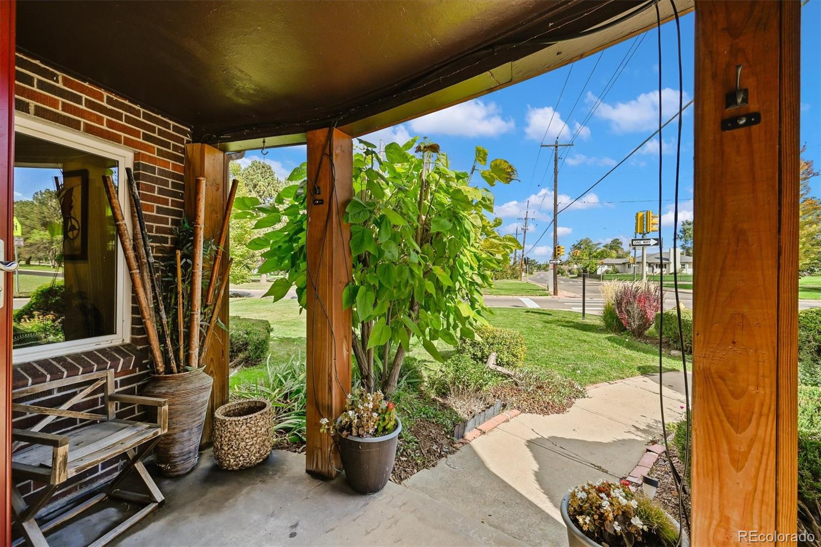MLS Image #3 for 2901  monaco parkway,denver, Colorado