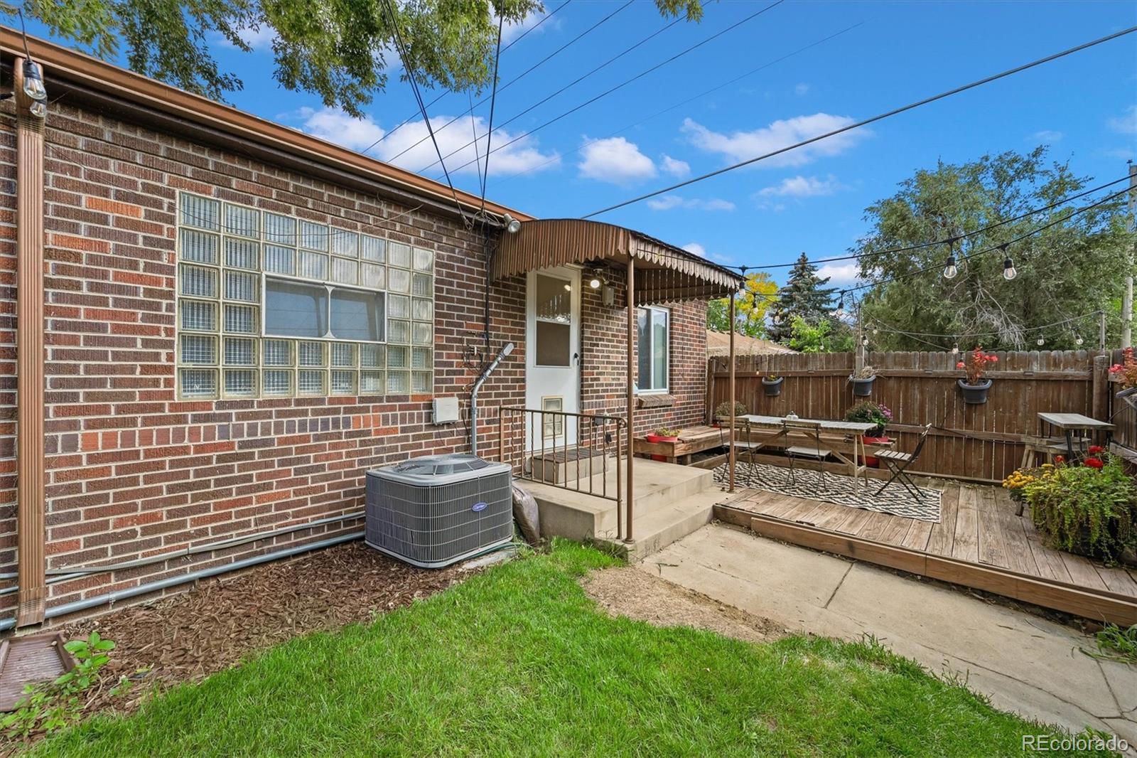 MLS Image #37 for 2901  monaco parkway,denver, Colorado