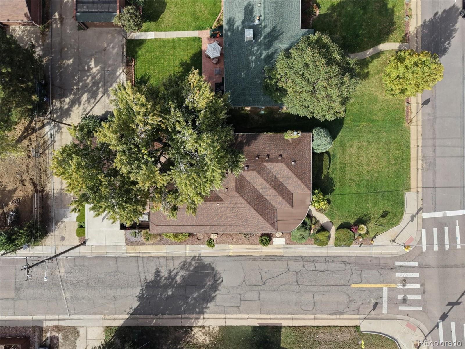 MLS Image #49 for 2901  monaco parkway,denver, Colorado