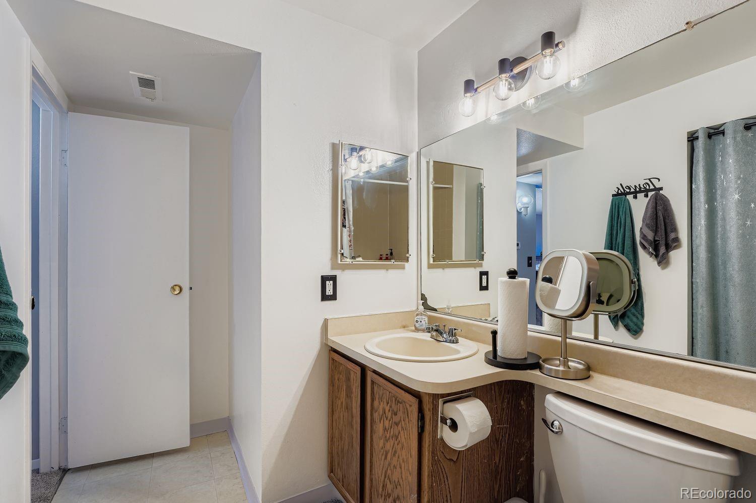 MLS Image #17 for 908 s walden way 201,aurora, Colorado
