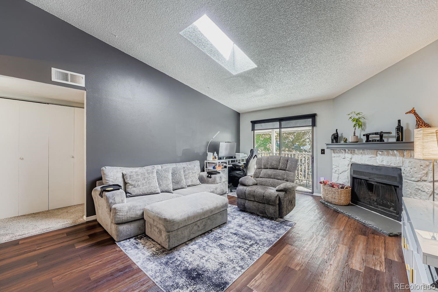 MLS Image #2 for 908 s walden way 201,aurora, Colorado