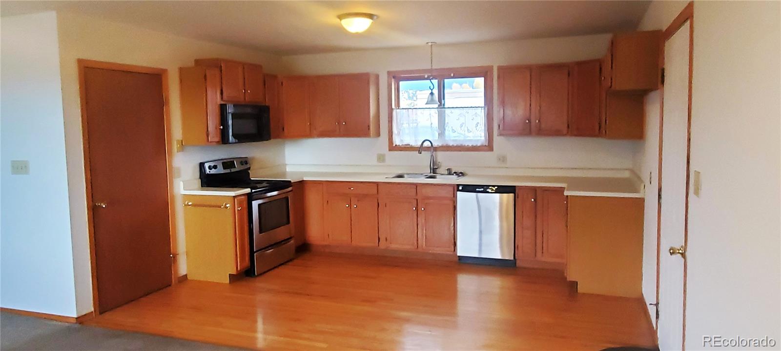 MLS Image #3 for 201  6th street,fort garland, Colorado