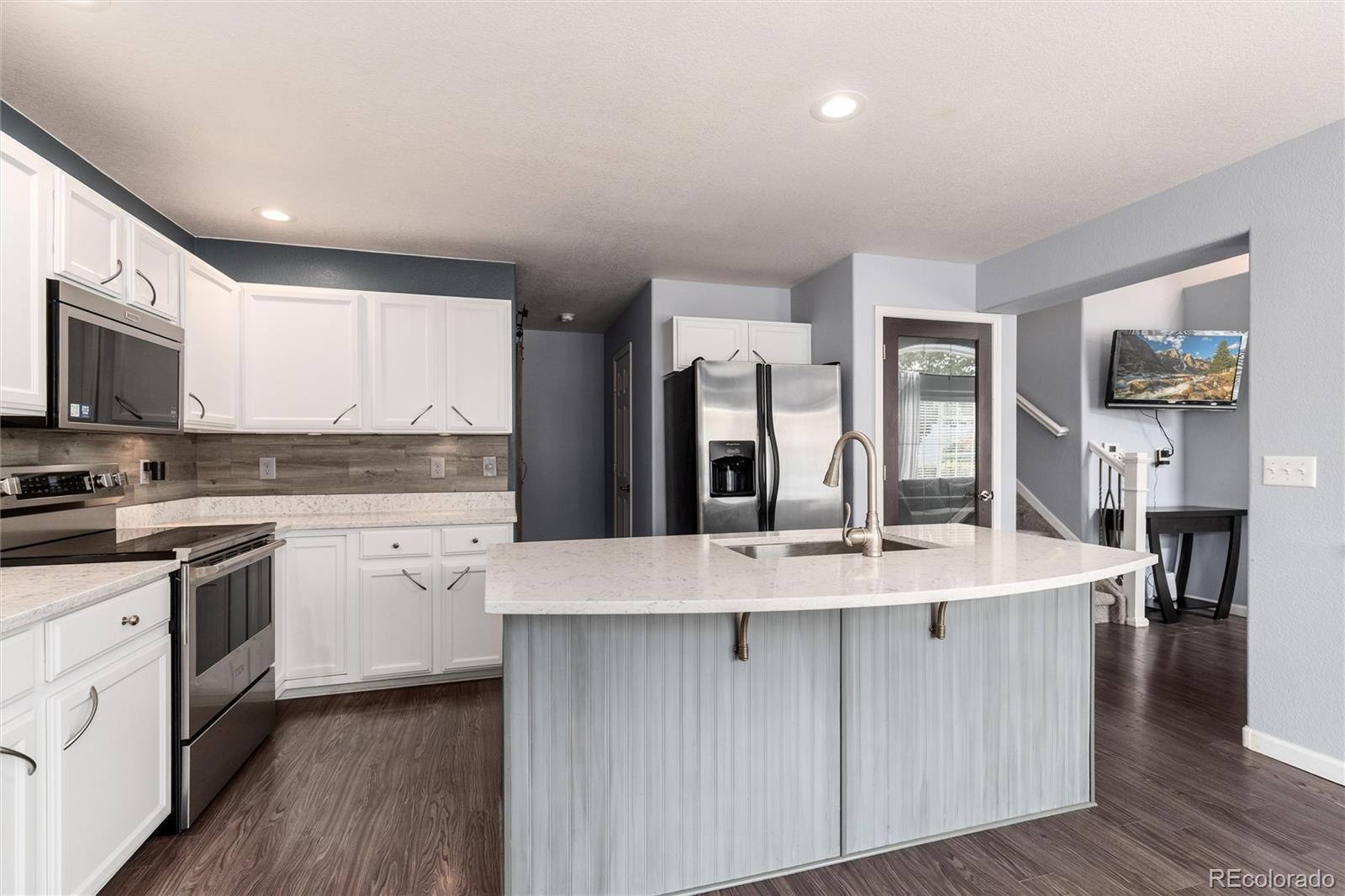 MLS Image #14 for 21  sebring lane,johnstown, Colorado
