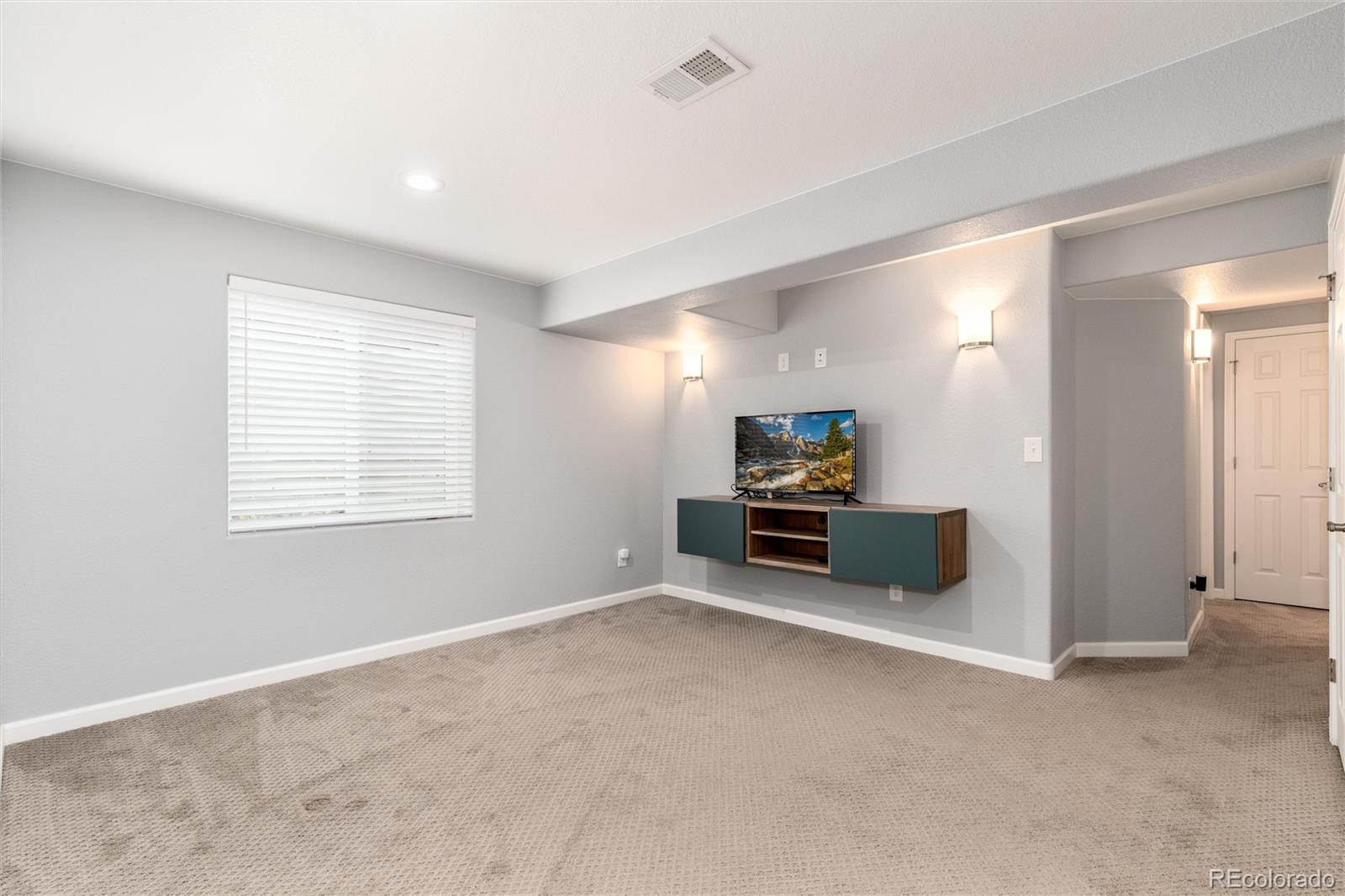 MLS Image #33 for 21  sebring lane,johnstown, Colorado