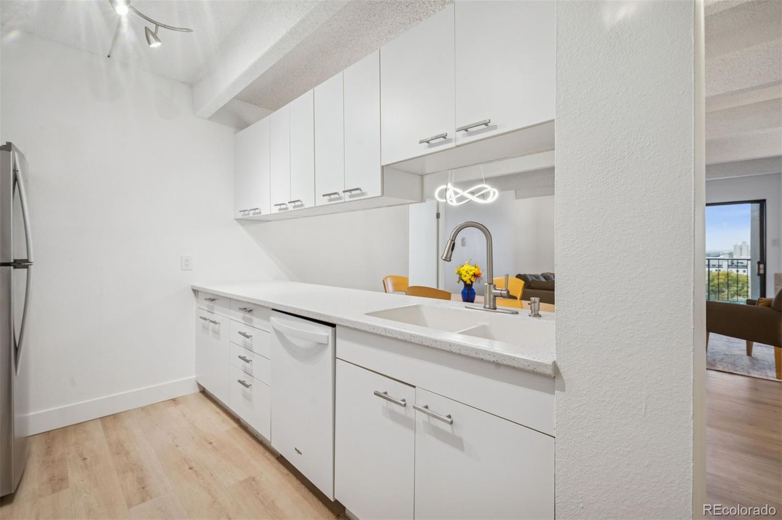 MLS Image #7 for 777 n washington street 804,denver, Colorado