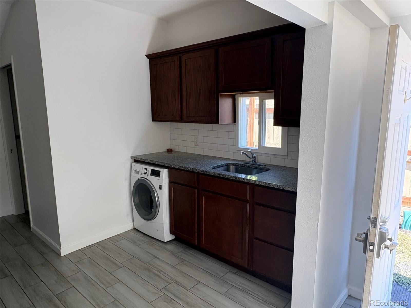 MLS Image #2 for 985  xavier street,denver, Colorado