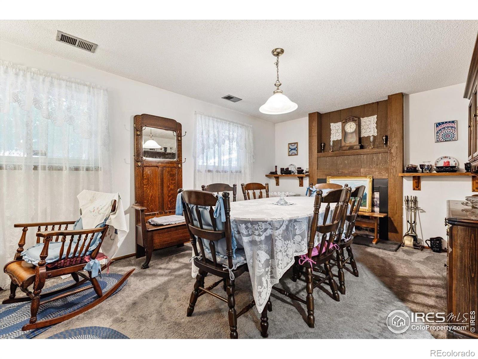 MLS Image #5 for 2516 s cimarron street,aurora, Colorado