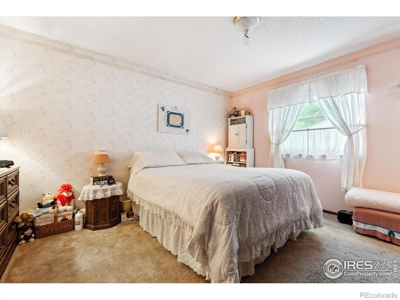 MLS Image #6 for 2516 s cimarron street,aurora, Colorado