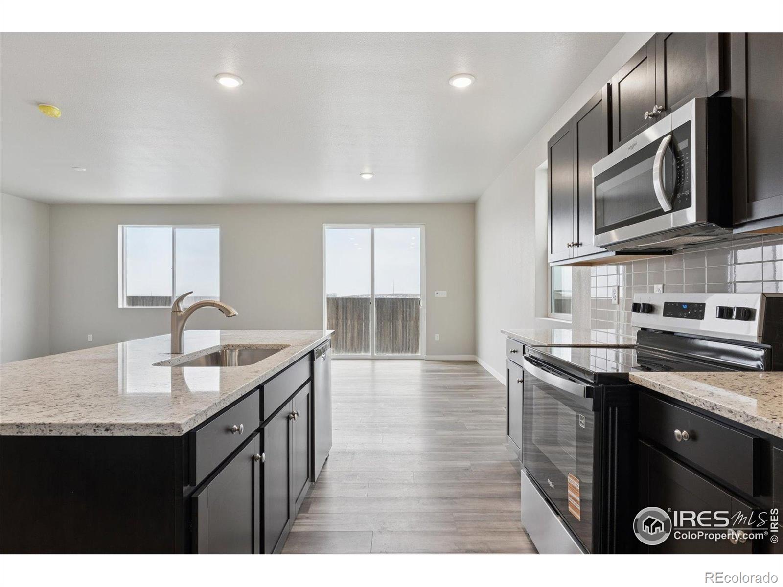 MLS Image #11 for 849  harvard street,johnstown, Colorado