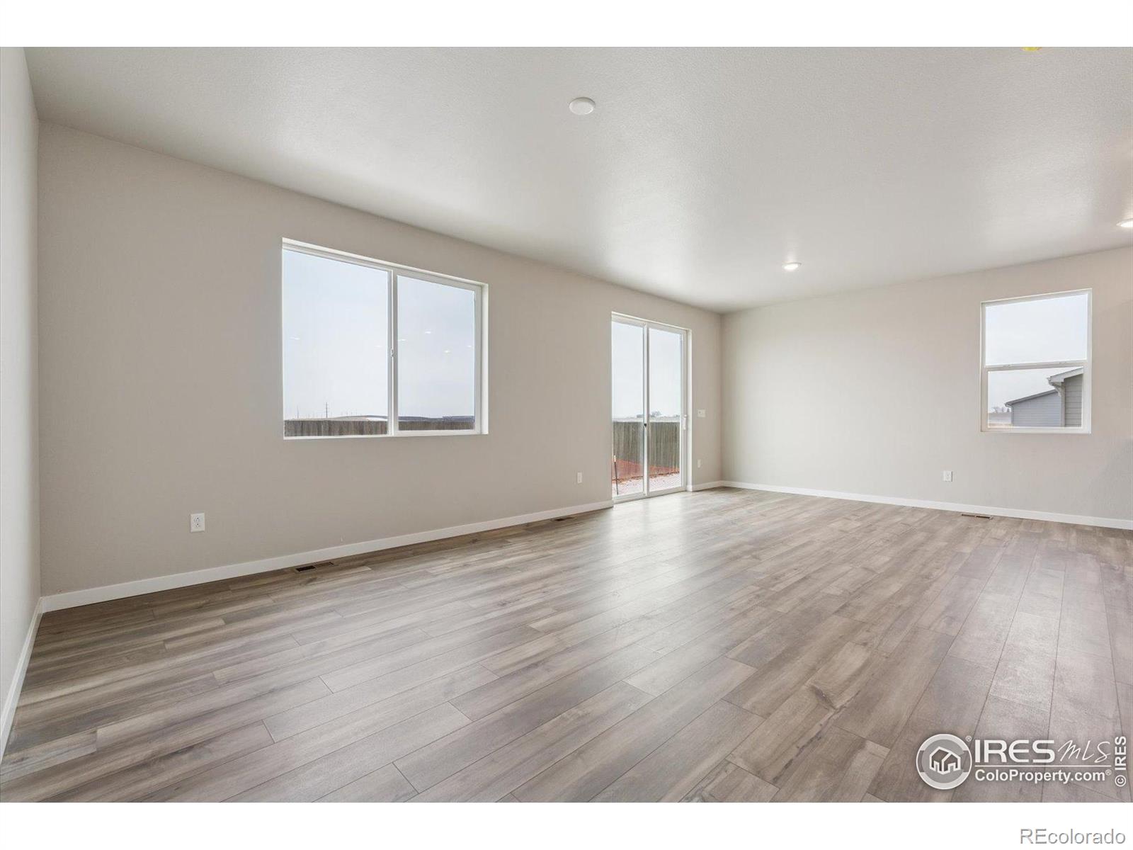 MLS Image #18 for 849  harvard street,johnstown, Colorado