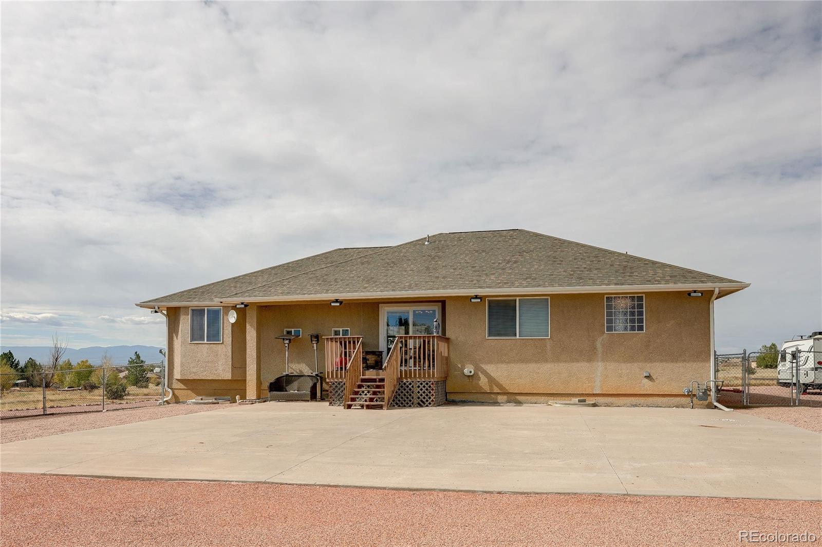 MLS Image #12 for 1352 n blue lake lane,pueblo, Colorado